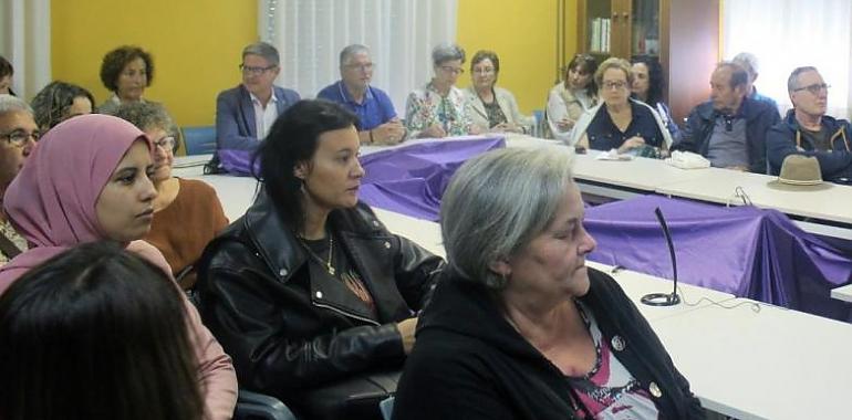 El director de Mayores valora los centros de Alzhéimer para apoyar a las familias