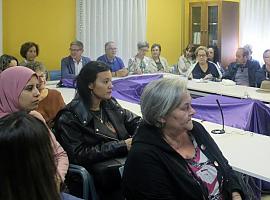 El director de Mayores valora los centros de Alzhéimer para apoyar a las familias