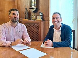 Colaboración institucional para desbloquear el desarrollo del solar de la vieja imprenta de Luarca/L.luarca