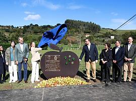  Entrega del Premio al Pueblo Ejemplar a las parroquias de Arroes, Pion y Candanal, en Villaviciosa