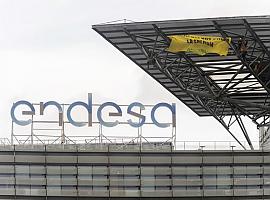 Se le exige a Endesa que deje de obstaculizar la instalación de placas solares en bloques de viviendas y comunidades energéticas