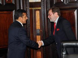 Humala recibe a Juan Luis Cebrián