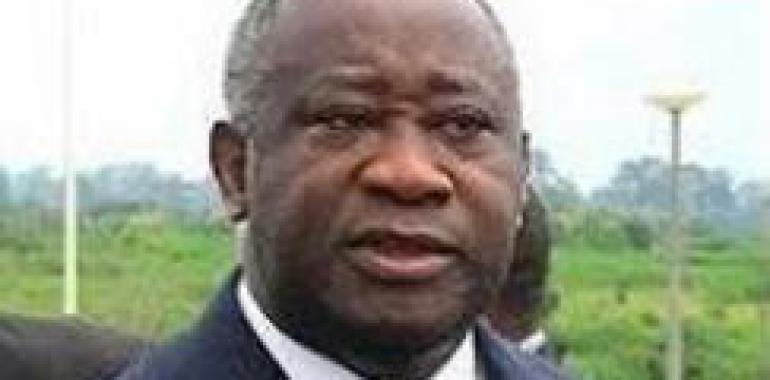 Entregan al ex presidente de Côte d’Ivoire a la Corte Penal Internacional