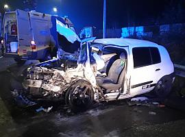 Una persona herida en accidente de tráfico anoche en Nava