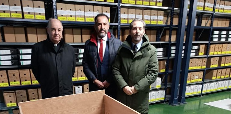 Histórica cesión de la Virgen de Covadonga: Un nuevo hogar en Castropol tras su restauración