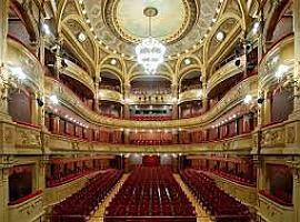 Estreno nacional de Los amigos de ellos dos: Una comedia reflexiva que abre el telón del teatro 2024 en Avilés