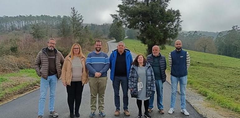 La mejora del vial que une Bourio y Campo del Chao, en Tapia de Casariego, requiere una inversión de 111.000 euros