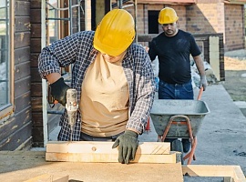 Gijón impulsa el empleo y la vivienda social con innovador convenio de rehabilitación