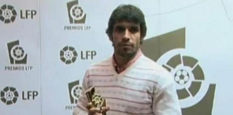 Alberto Rivera recogió el premio LFP al Juego Limpio 2010/2011