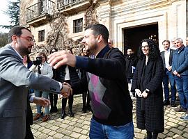 El presidente inaugura en Bimenes el Conceyu de la Rede de Normalización Llingüística: Un paso adelante en la defensa del asturiano y el eonaviegu