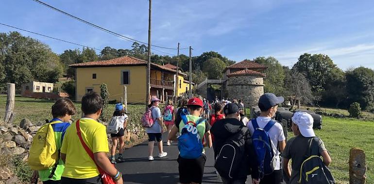 La Universidad de Oviedo convierte a los niños en pequeños arqueólogos