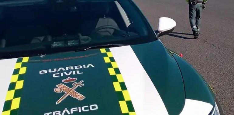 Un conductor temerario de Noreña, reincidente al volante sin puntos y bajo la influencia de drogas, vuelve a ser interceptado por la Guardia Civil