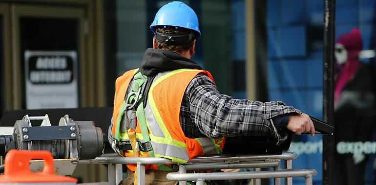 Asturias celebra tres años de bajada continua del paro: El desempleo cae a 56.565 personas en abril