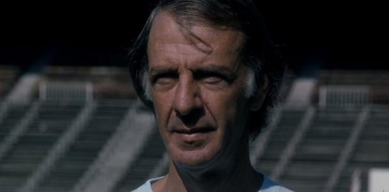 César Luis Menotti: El sabio del fútbol que cambió el juego en Argentina