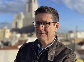 Vuelve Emilio Calderón con Aroma de guerra y café
