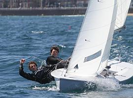 Emocionante segunda jornada del Trofeo de Verano de Snipe en el RCAR: Los hermanos Álvarez-Hevia lideran la clasificación