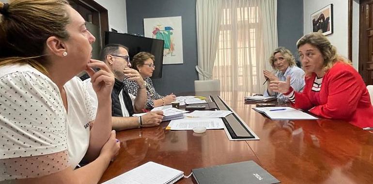 Educación asegura el apoyo de 69 municipios para la red de Les Escuelines