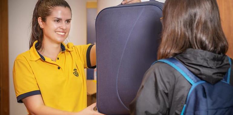 Correos te ofrece en verano útiles servicios: consigna para viajeros, cambio de divisas y mucho más