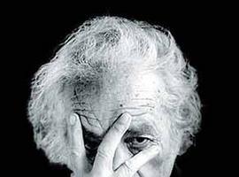 La Casa de Poesía Silva celebra el Cervantes para Nicanor Parra 