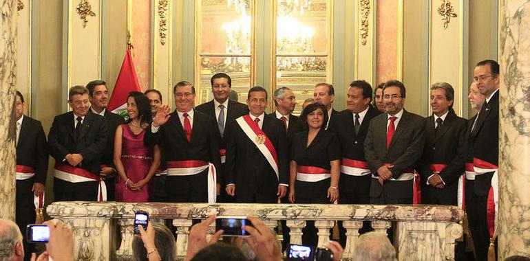 El nuevo Gobierno del Perú juró sus cargos