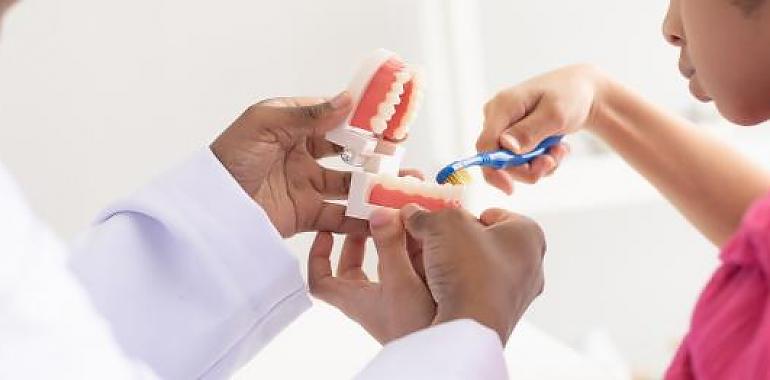 Asturias lanza una gran revisión dental gratuita para todos los menores