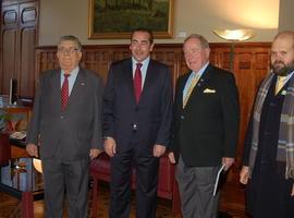El presidente de la Junta recibe a los representantes del Día de San Patricio neoyorquino