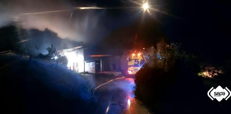 Extinguido incendio urbano en Villaviciosa: Afortunadamente, no se registraron víctimas