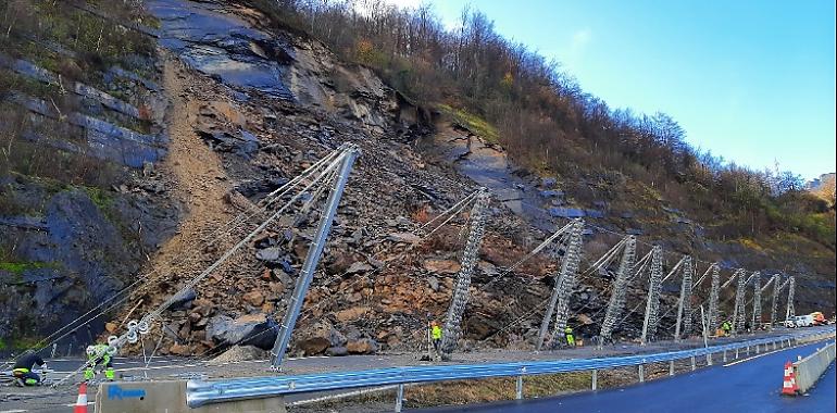 Comienzan las obras de restauración del talud en la autopista AP-66 en Asturias