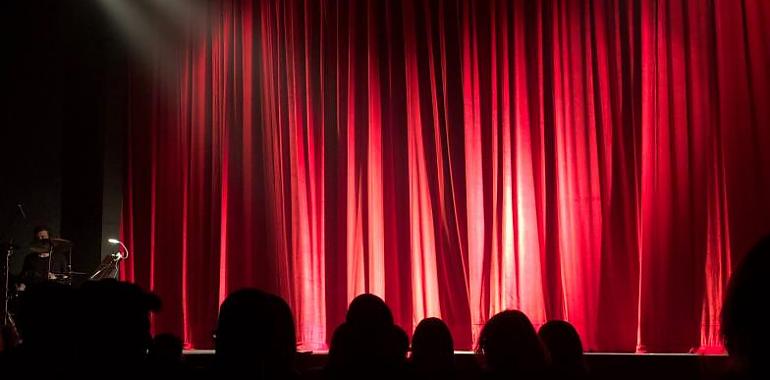 Asturias impulsa el teatro profesional con nuevas ayudas a la producción escénica