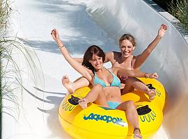 Agua, adrenalina y delfines en la Costa Dorada: así es el plan perfecto para comenzar junio en familia