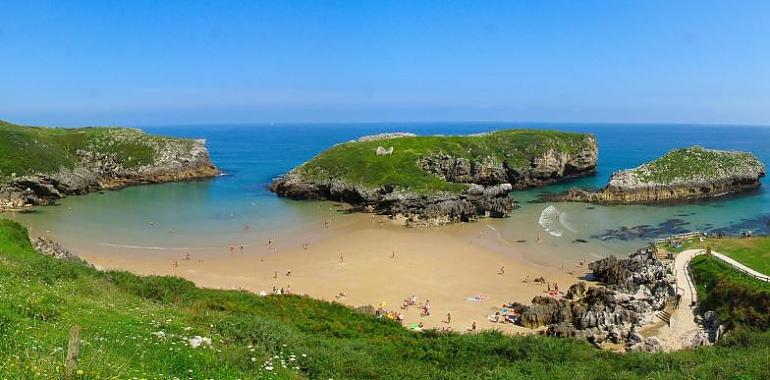 Asturias presume de playas: ocho de cada diez cuentan con aguas excelentes para el baño este verano