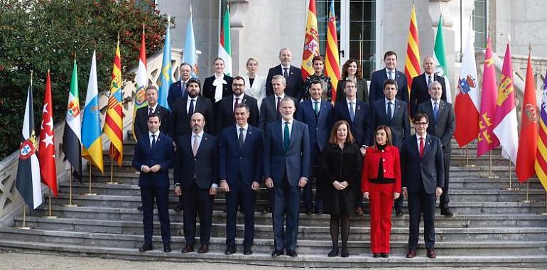 Barbón blinda la vivienda pública en Asturias y exige que el reparto de fondos premie a las comunidades que topan los alquileres