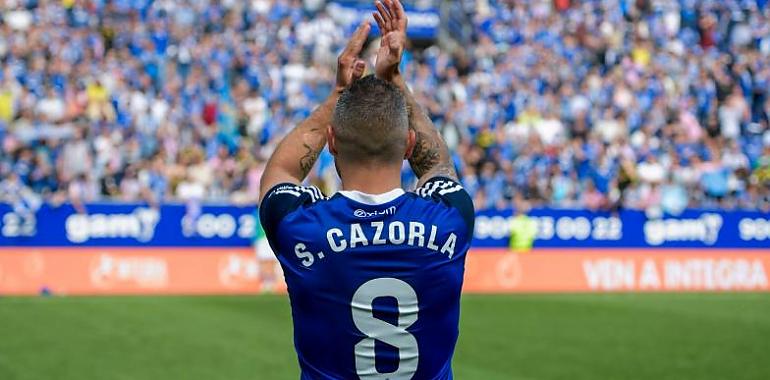 El último romántico del fútbol español se llama Santi Cazorla: una zurda para la historia y un corazón azul eterno