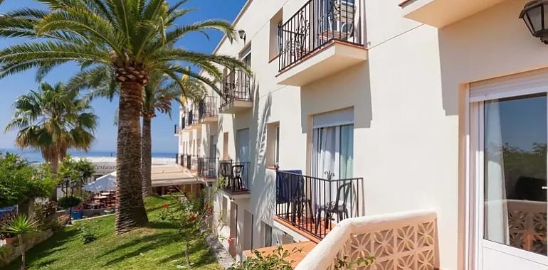 Nerja como nunca la has vivido: escápate al Hotel Al Andalus con esta oferta exclusiva desde solo 168 € por persona