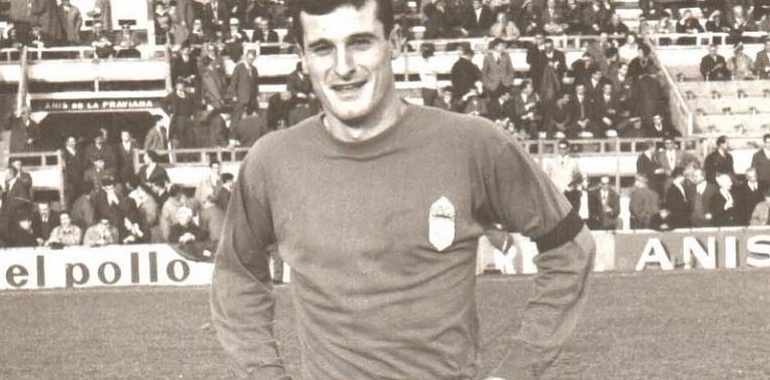 Asturias pierde a Javier Elósegui, una leyenda del deporte asturiano: su legado en el balonmano femenino marcará historia