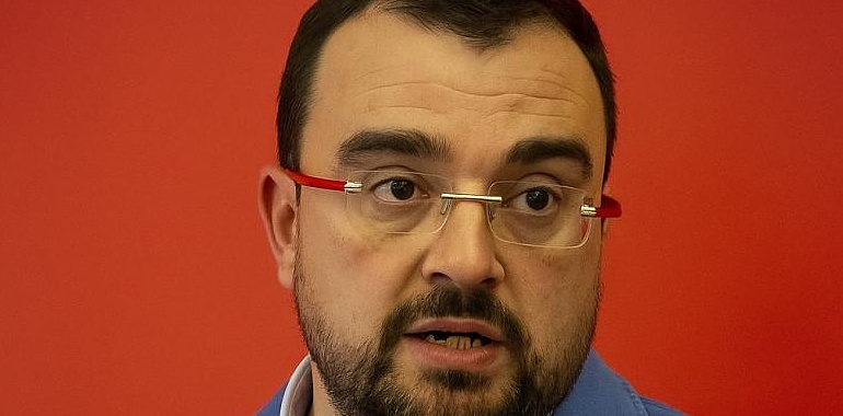 Barbón levanta la voz contra la corrupción: “No todos los políticos somos iguales. Las raíces limpias dan fuerza, no manchan”