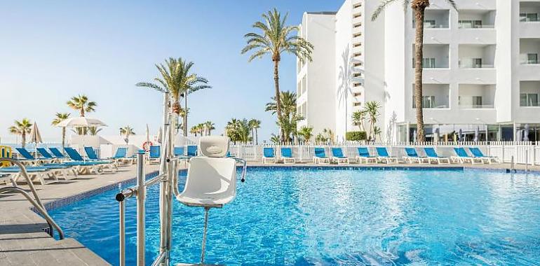 Escápate al paraíso: Mojácar te espera con sol, mar y relax en el Hotel Best Indalo