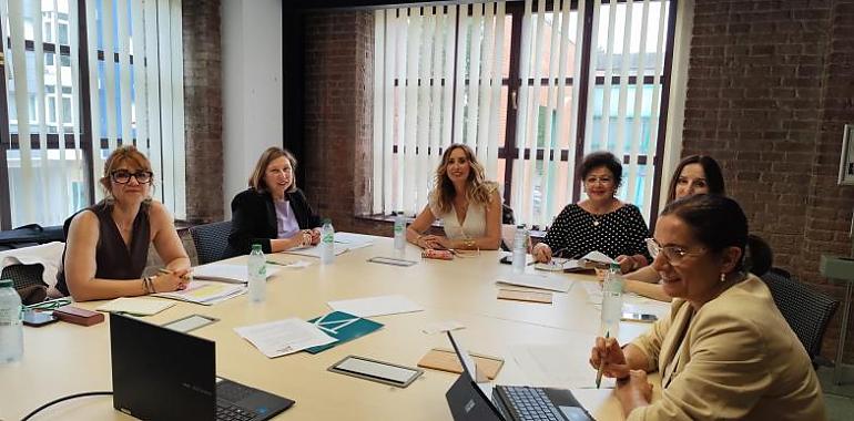 Mujeres de Empresa entrega la distinción "Mujer Prestosa 2025" a tres mujeres que inspiran y transforman la sociedad asturiana