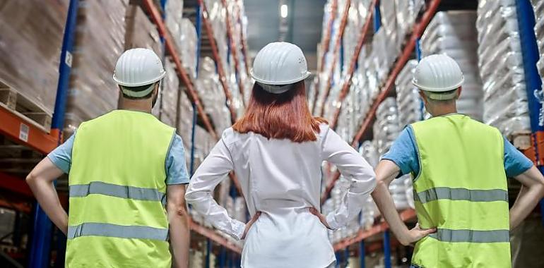 El paro rompe la barrera psicológica de los 50 000 desempleados