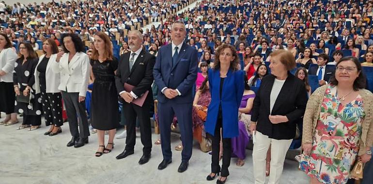 Eva Ledo reivindica el prestigio docente y anuncia que Asturias será la primera comunidad con educación totalmente gratuita de 0 a Universidad