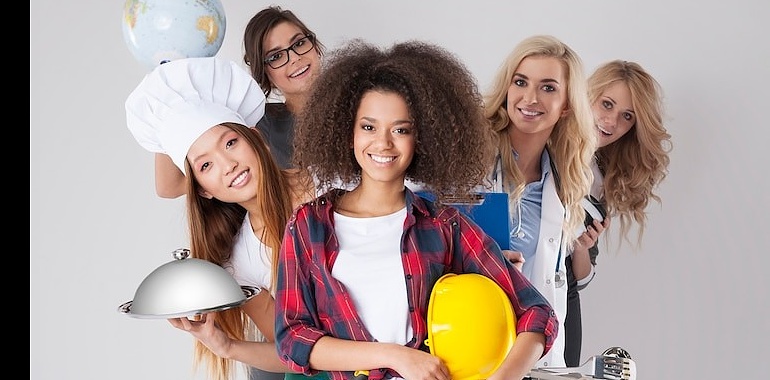 Asturias rompe su techo de empleo: el paro baja a cifras de 2008 y se rozan los 440.000 ocupados