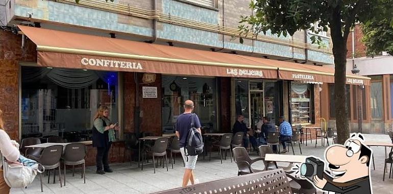 Trifulca en las fiestas de Sama por un “simpa” protagonizado por dos policías foráneos fuera de servicio