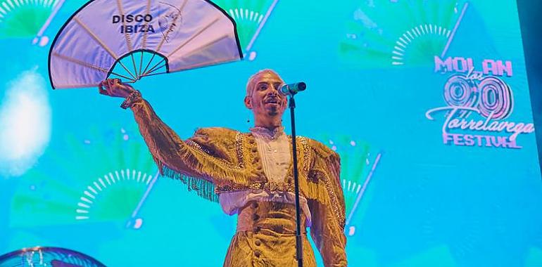 La fiesta noventera “Molan los 90” aterriza en Gijón por primera vez