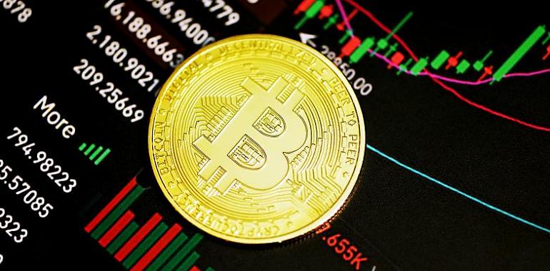 Qué papel juegan las criptomonedas en la economía digital local