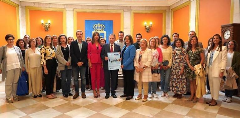 “Oviedo a tu lado”: el nuevo programa municipal para combatir la soledad no deseada en mayores ya está en marcha