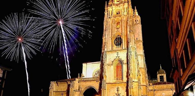 Oviedo se viste de color y música: San Mateo 2025 arranca con más fuerza que nunca