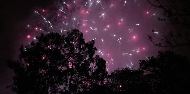 Oviedo vive su Día Grande de San Mateo tras una espectacular noche de fuegos artificiales
