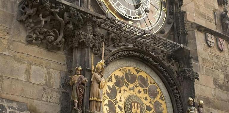 Escapada a Praga: vuelo + hotel 4 noches con media pensión desde 636€ por persona