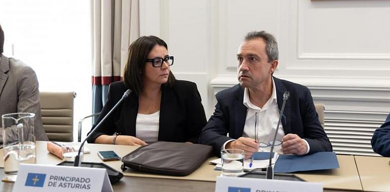 Zapico reivindica el modelo asturiano de vivienda frente al del PP: “Defendemos un derecho, no un negocio”