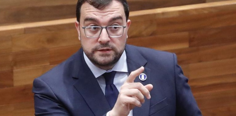 Barbón carga contra el PP por el “expolio del Huerna” y promete llegar a los tribunales si es necesario para eliminar el peaje
